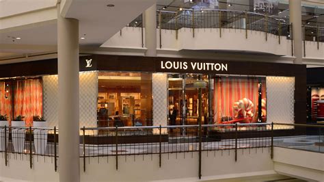 louis vuitton tysons galleria|Louis Vuitton tysons corner galleria.